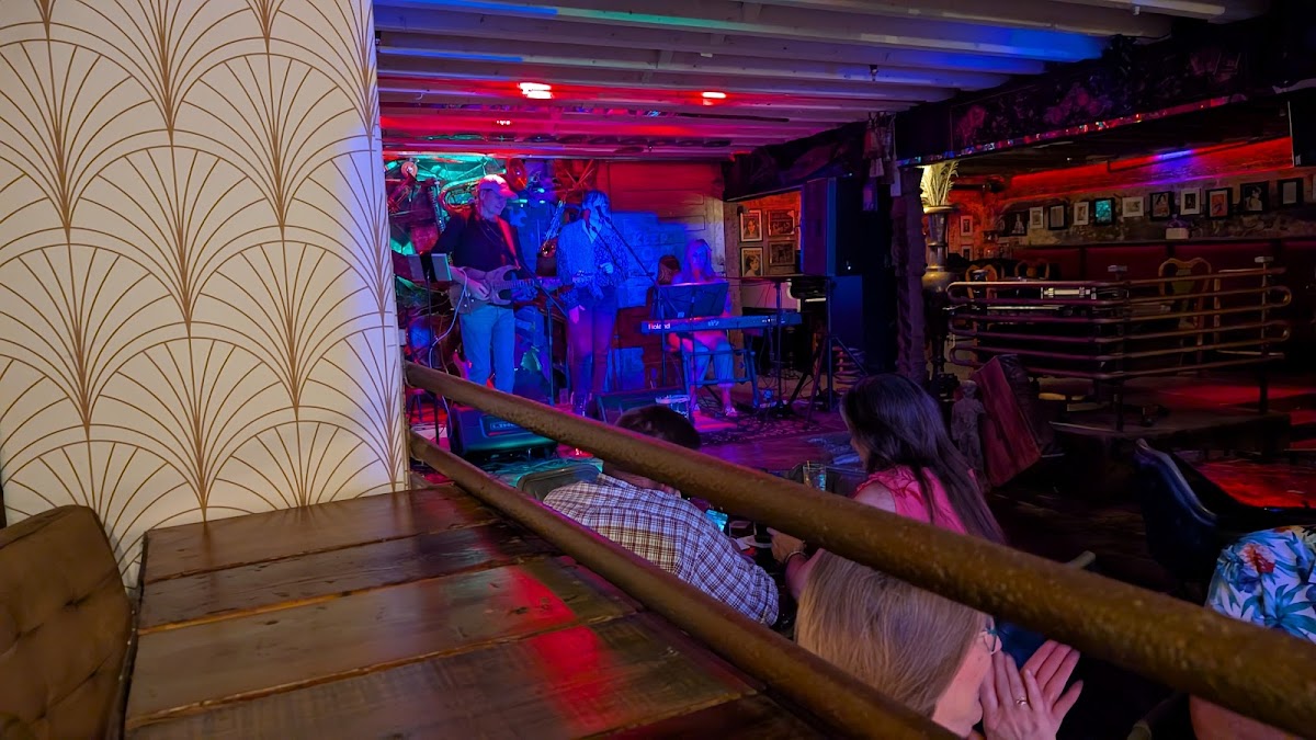 1923 Banana Club Photos 2